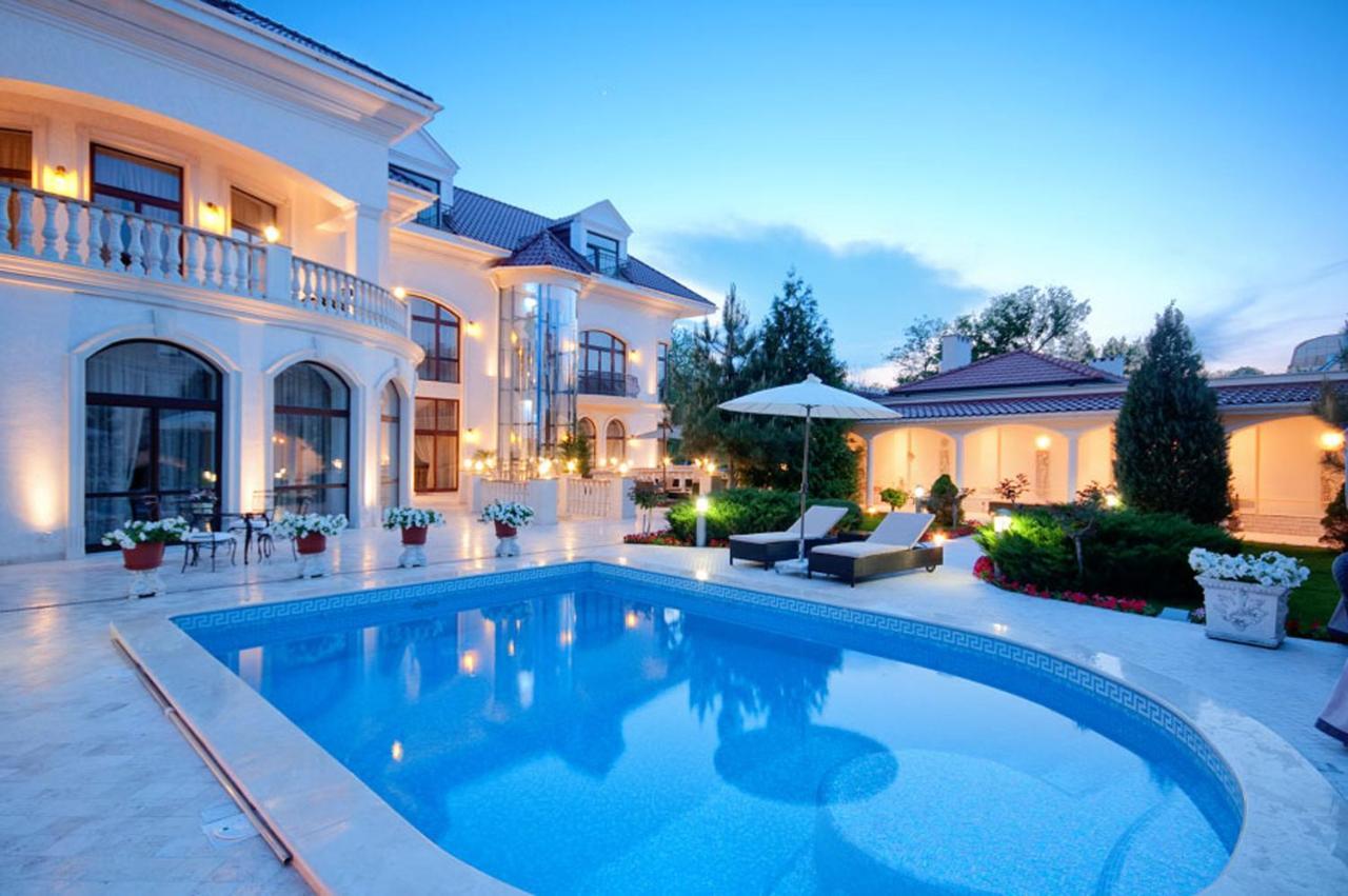 Villa Le Premier - Maestro โอเดสซา ภายนอก รูปภาพ